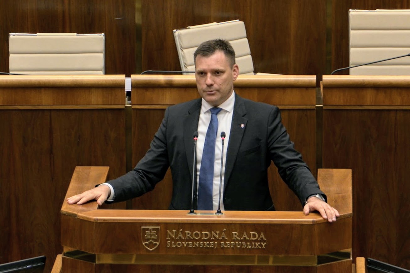 Novela o EIA zruší výpalníctvo, tvrdí Taraba (parlamentné spravodajstvo)